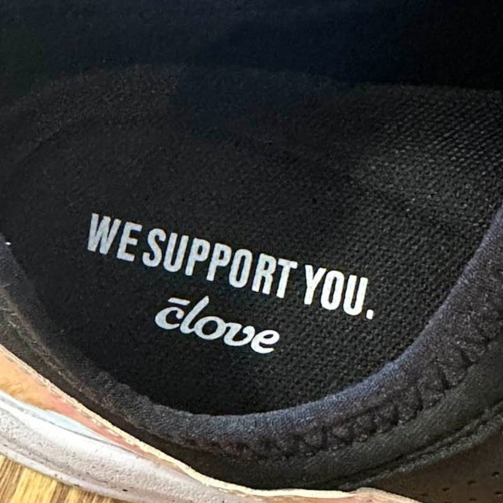 Clove 2022 Limited Edition Black Holographic Women's … Gem